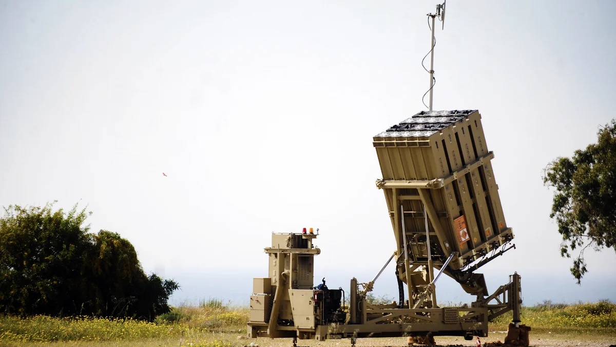 Iron Dome (Cúpula de Hierro) durante el lanzamiento